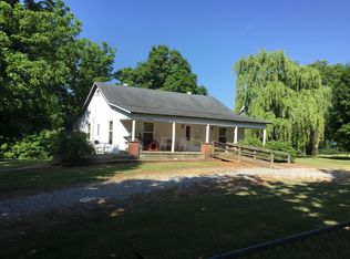 842 Melvin Crossroads Rd, Pikeville, TN 37367