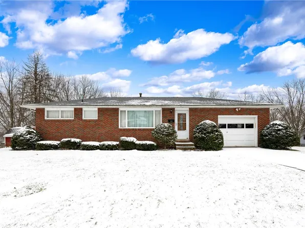 35 Kedron St, Wheatland, PA 16161