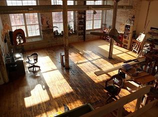 243 Union St APT 201, North Adams, MA 01247