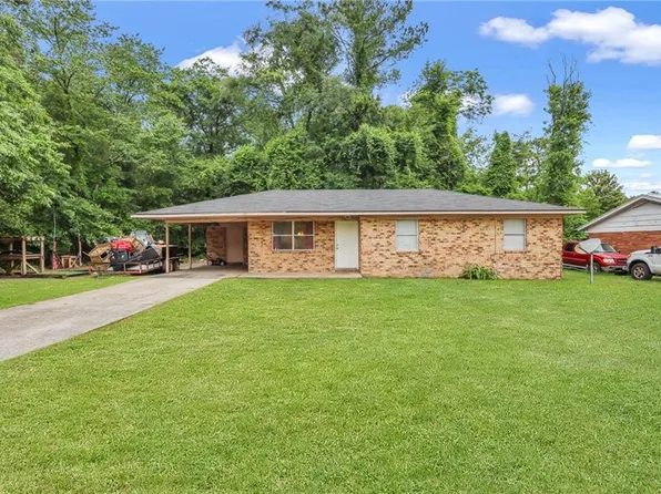 619 N Cypress St, Jesup, GA 31546