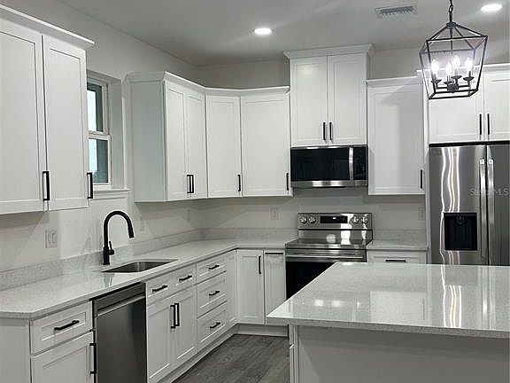 4th image of 13311 Midway Ave