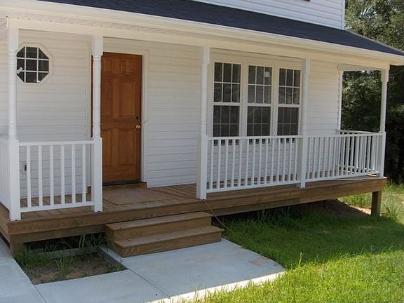 Front Porch, cul-de-sac location