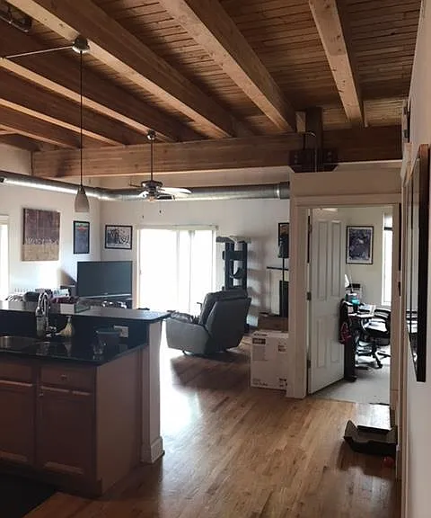 500 N Damen Ave #205 — Photo 2