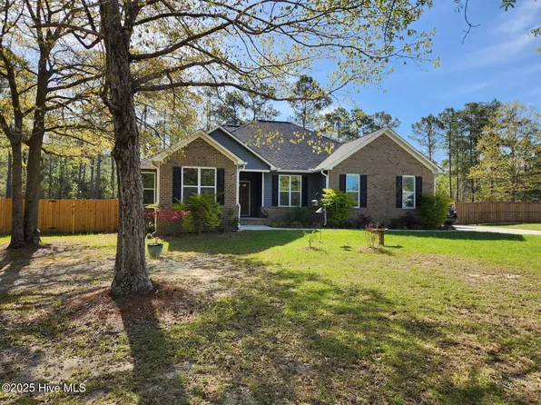 42 N Beatrice Drive, Rocky Point, NC 28457