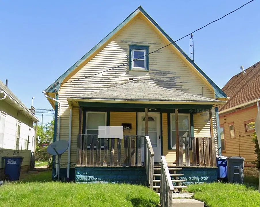 924 Tecumseh St
