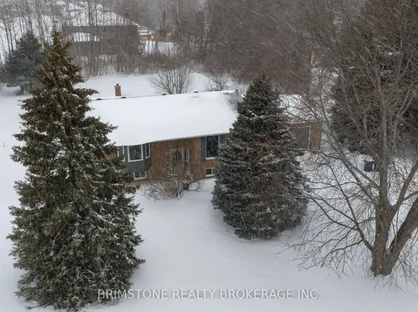 220 Morgan Rd, Wasaga Beach, ON L9Z 1N4