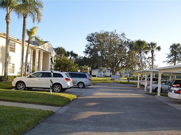 2nd image of 458 Grove Isle Cir Unit 458