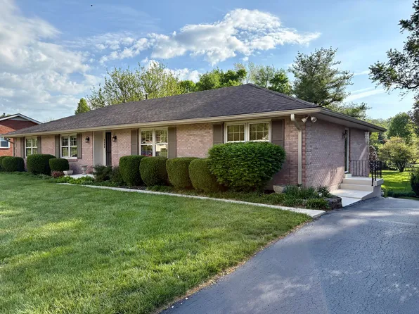 3288 Cornwall Dr, Lexington, KY 40503