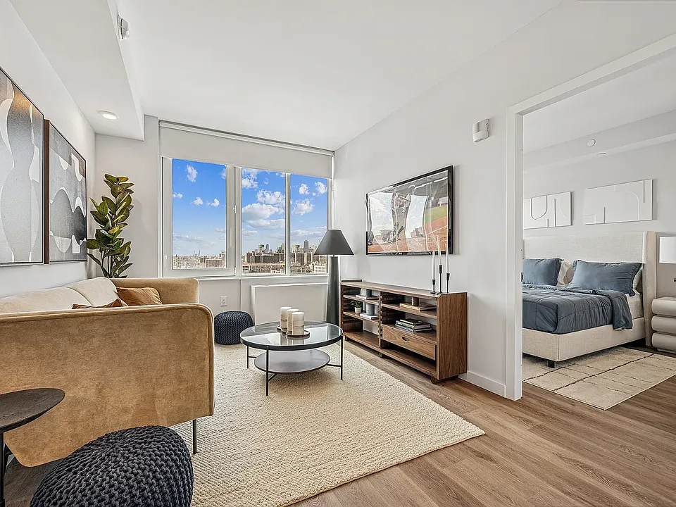 336 Douglass St #17K