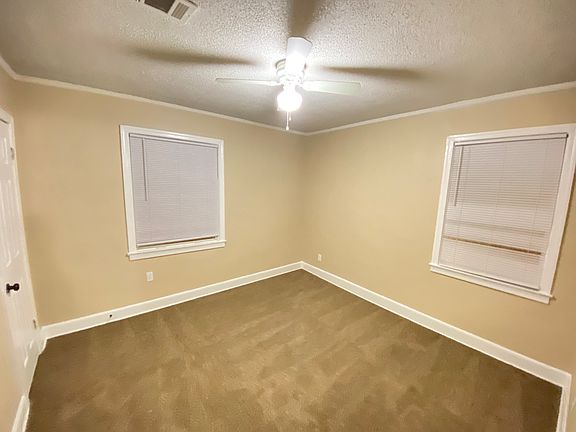 4th image of 2312 Alameda Ave
