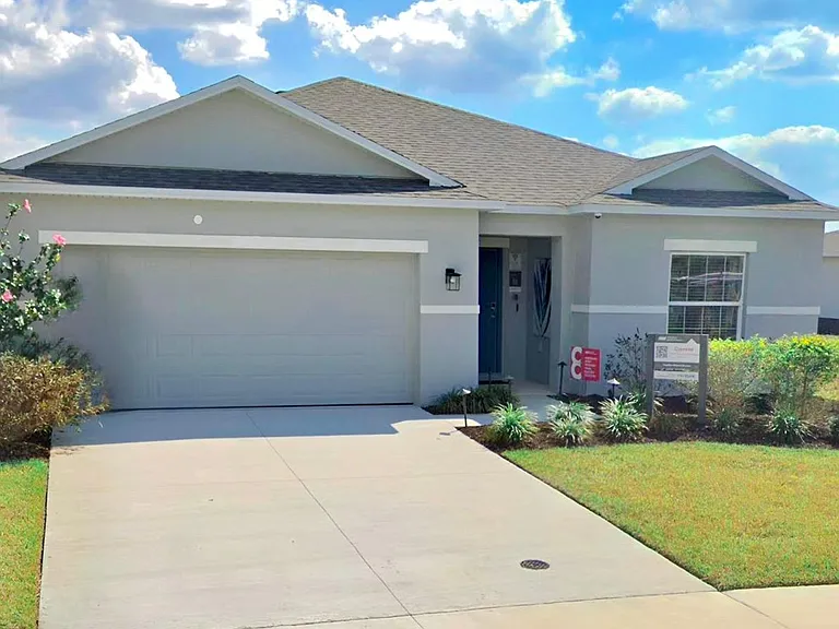 3921 Southern Vista Loop — Photo 2