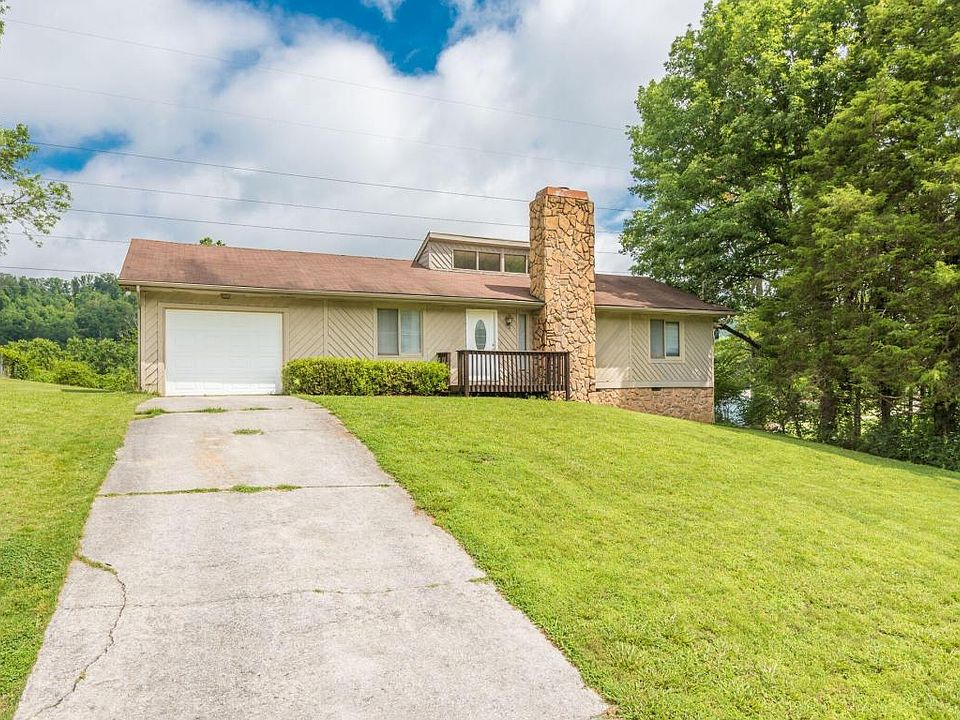 1st image of 4831 Chase Hill Dr