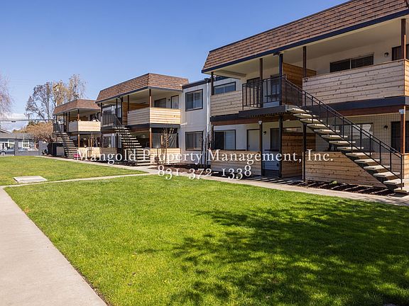 4th image of 711 South St #42