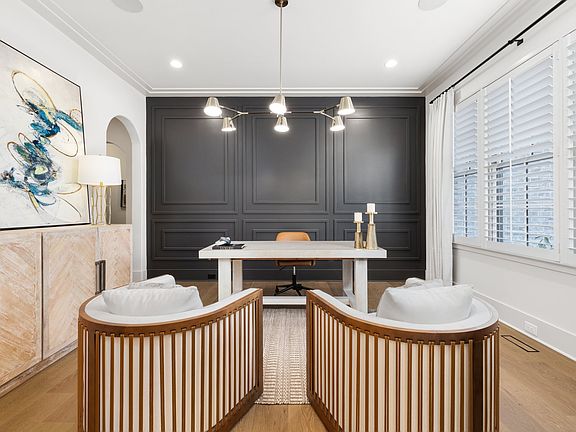 5th image of 9900 Elland Rd