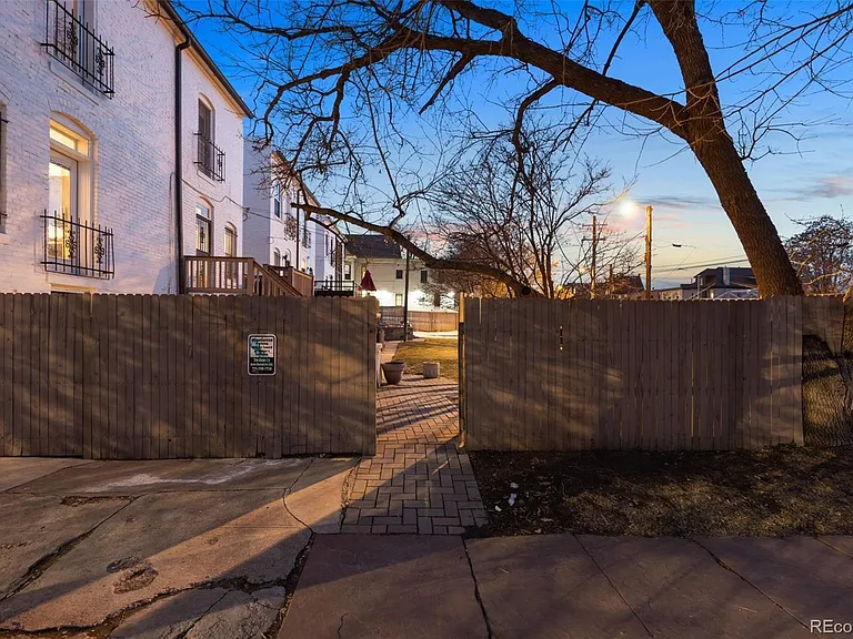 1581 N Ogden St — Photo 21
