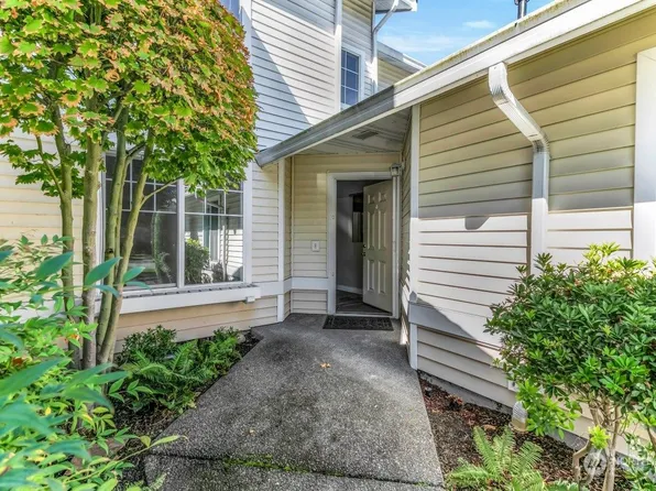 22535 43rd Avenue S #18-2, Kent, WA 98032