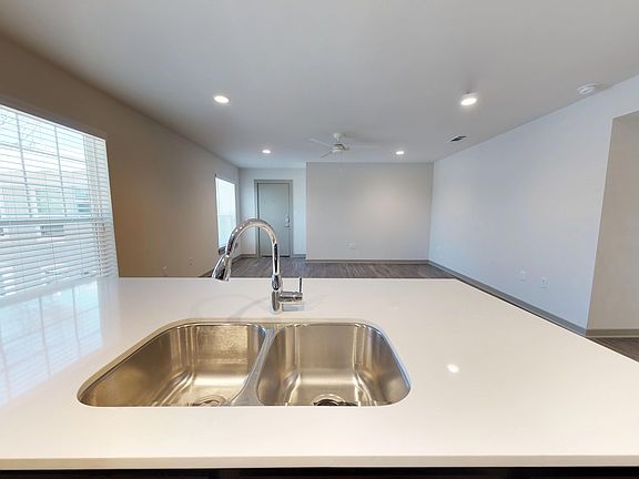5th image of 6304 Prospect Ave APT 205