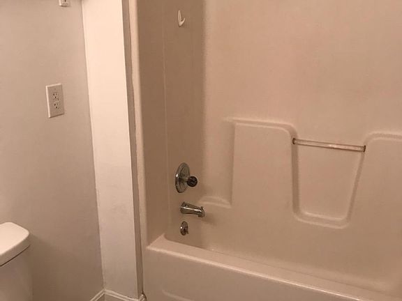 4th image of 3 N Madison Ave #3