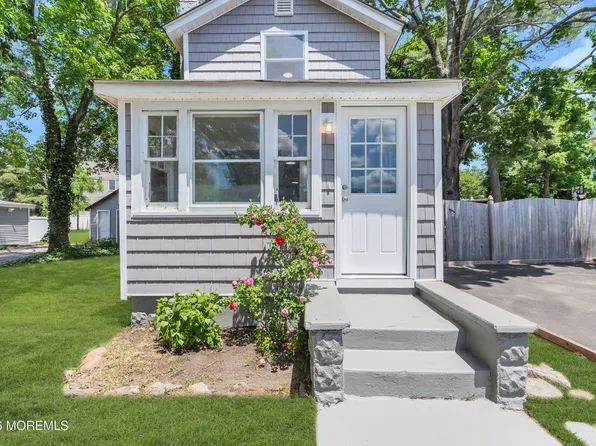 1211 Bryant Avenue, Toms River, NJ 08753