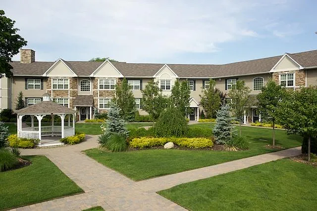 Fairfield Courtyard at Farmingdale