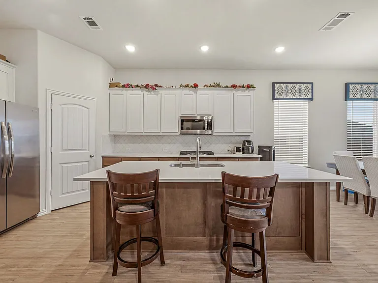 312 Honey Brook Ln — Photo 6
