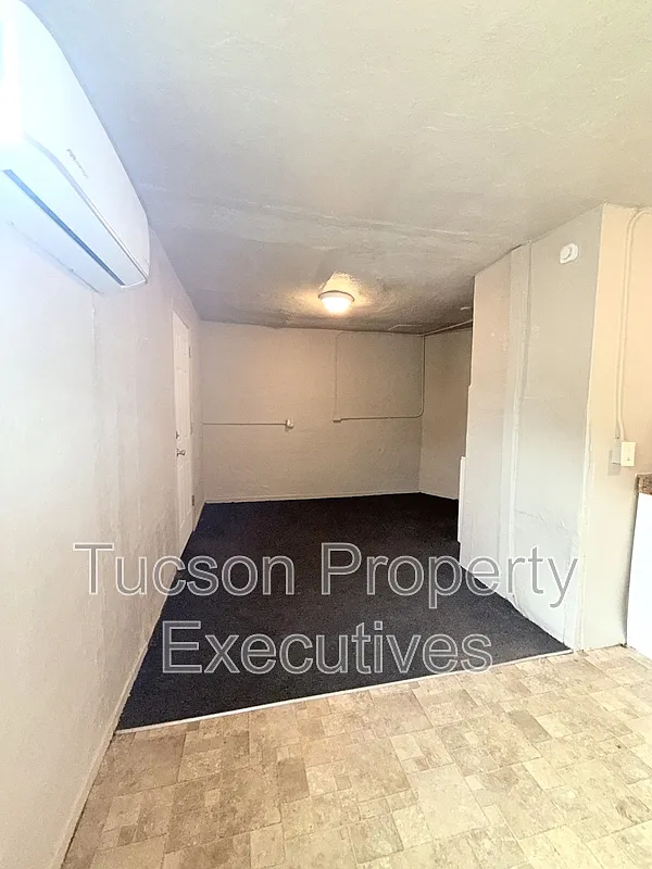 Studio, 1.0 bath, 350 sqft, $750 — Photo 4