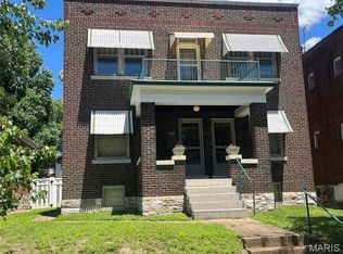 4629 Quincy St, Saint Louis, MO 63116