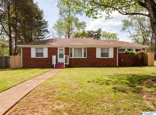 3909 N Brookline Cir NW, Huntsville, AL 35810