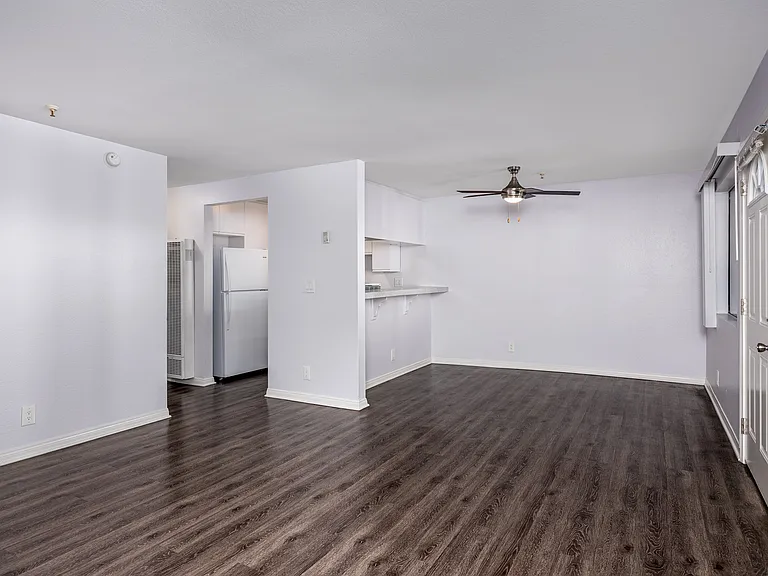 Lemoli Apartments — Photo 7