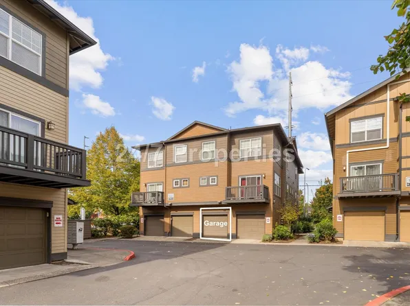 1050 170th Ave #201, Beaverton, OR 97003