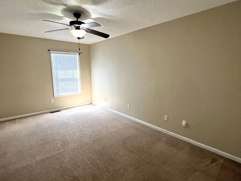 183 Concord Ave — Photo 10