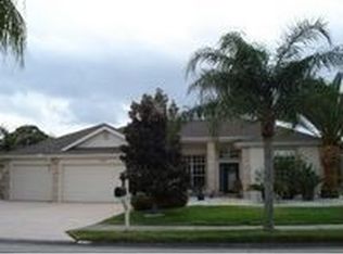 705 Carriage Hill Rd, Melbourne, FL 32940