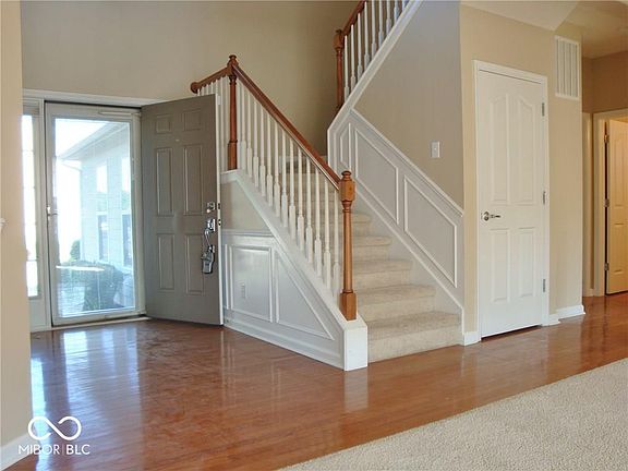 2nd image of 13032 Thames Dr