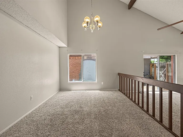 1818 Foxlake Dr — Photo 6