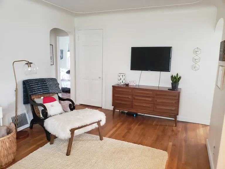 1573 Ardmore St SE — Photo 7