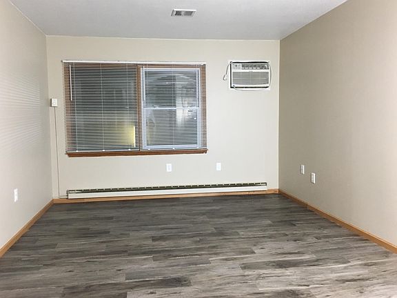 5th image of 409 N 2nd St #1