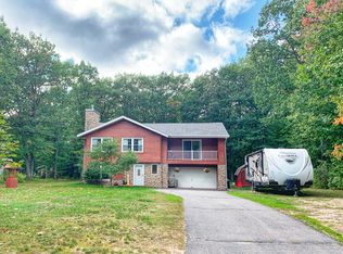 65 Stonegate Dr, Marquette, MI 49855