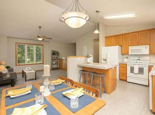 107 22nd St SW, Rochester, MN 55902