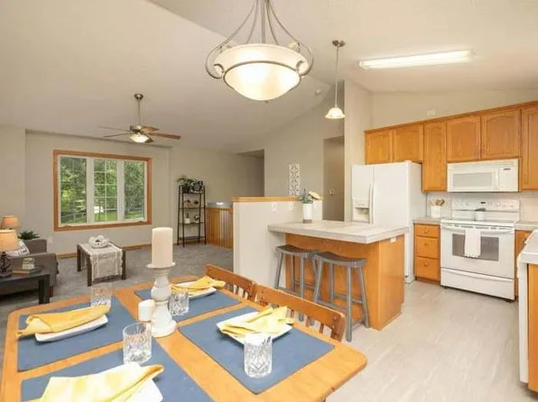 107 22nd St SW, Rochester, MN 55902