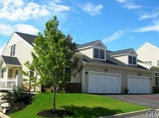 5500 Thornberry Ct, Whitehall, PA 18052