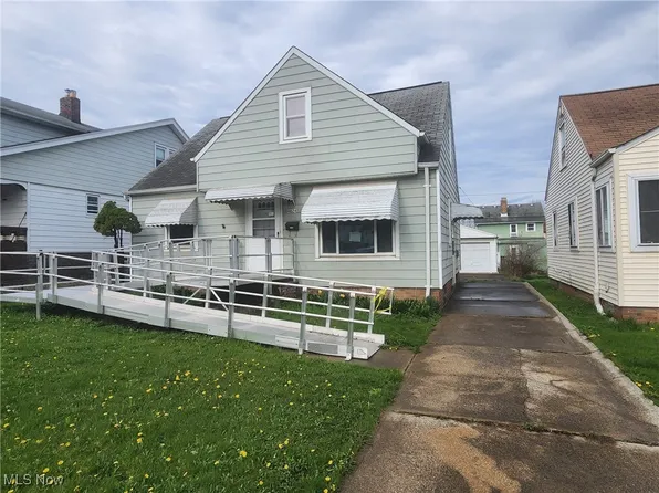 4824 E 86th St, Garfield Heights, OH 44125