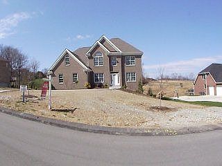 1st image of 129 Breezewood Dr