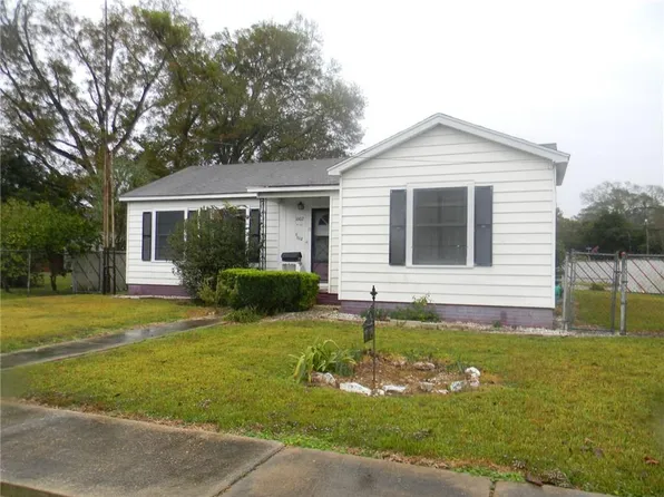 1002 N Church St, Jennings, LA 70546