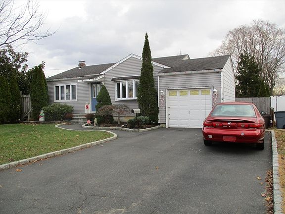 3rd image of 146 Claremont St