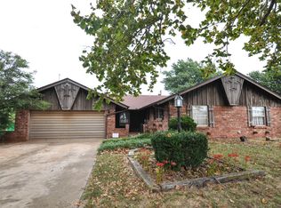 2209 E Robinson St, Norman, OK 73071