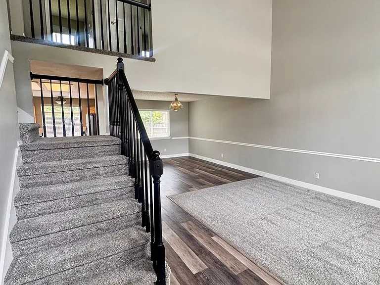 9380 Melbourne Dr — Photo 7