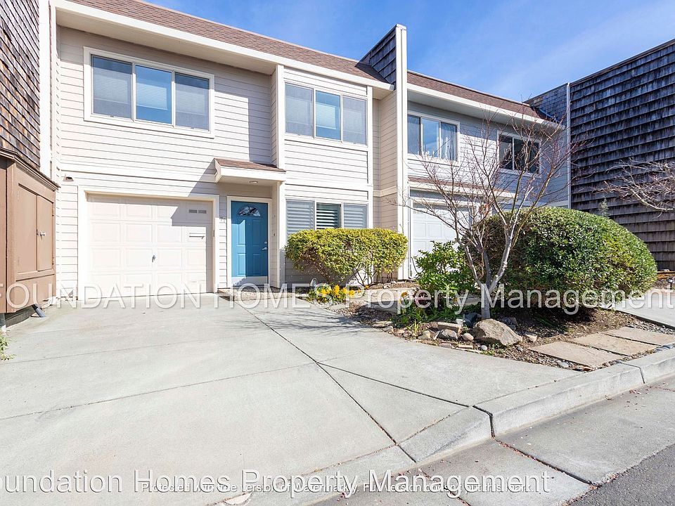 1st image of 71 Mariner Green Dr