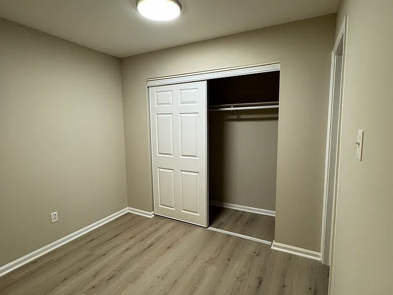 109 Avondale St #4 — Photo 7