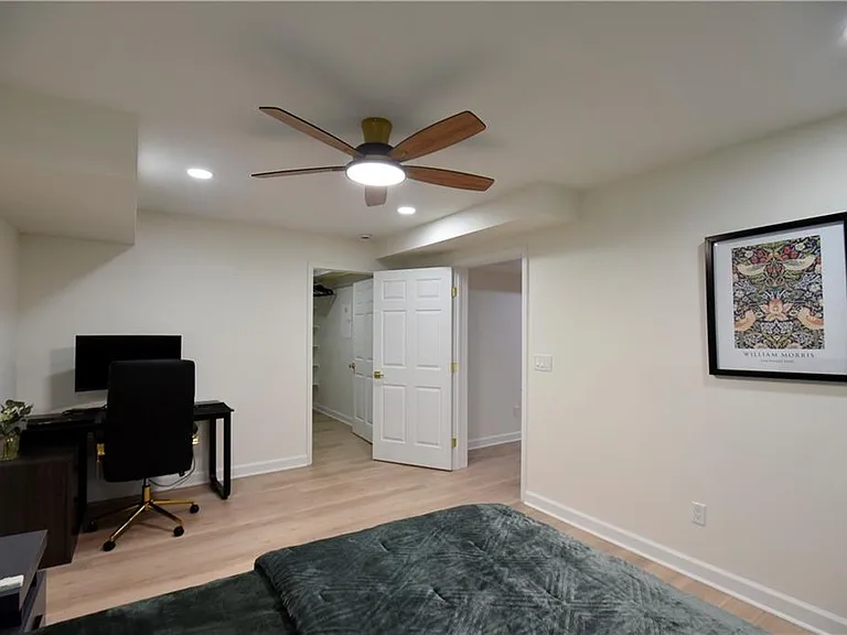 1805 Kingsbridge Ct — Photo 43