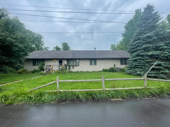 2007 N Longshore Dr, Walkerton, IN 46574